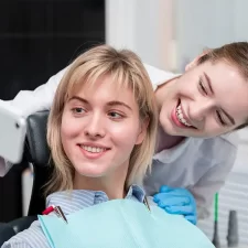 Get the Brighter Smile You Want with Professional Teeth Whitening