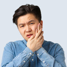 Understanding the Risks and Complications of Tooth Extraction